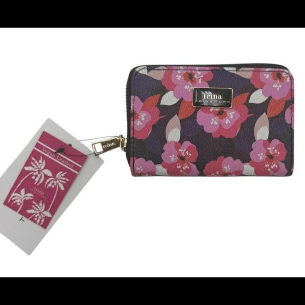 Trina Turk Wallet Floral Print 5in x 3.5in Vegan Leather NEW w/ TAGS (MSRP $58)